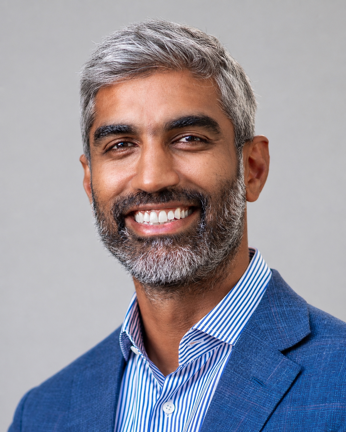 Dr Ray Boyapati headshot